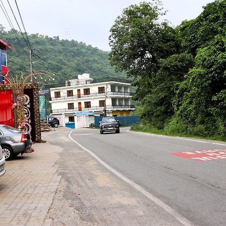 Hotel River Bank Mandi Exterior photo