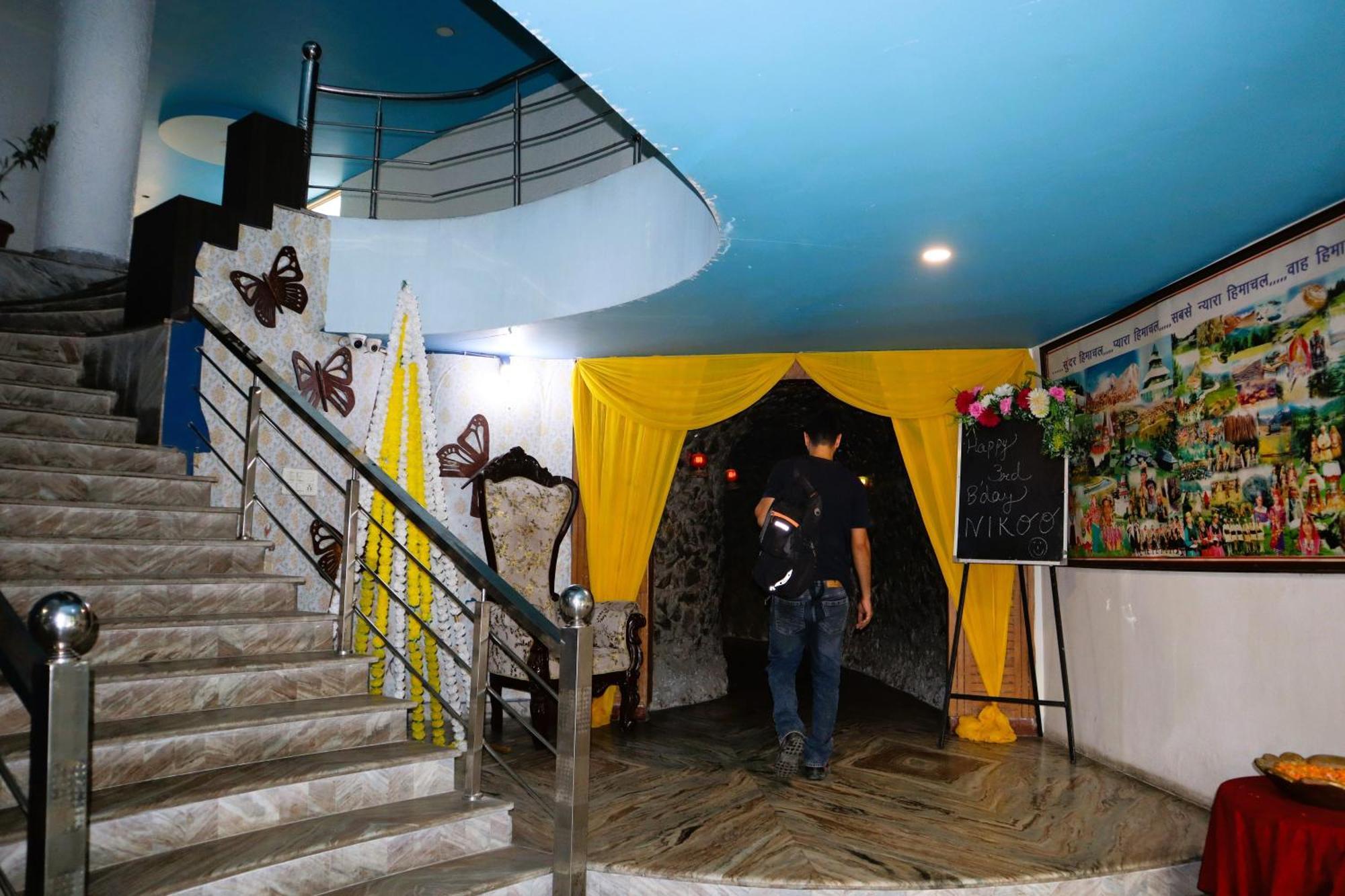 Hotel River Bank Mandi Exterior photo